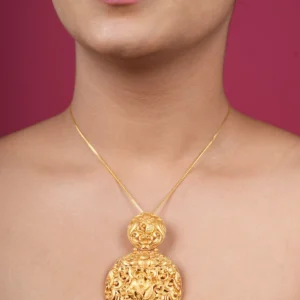 Gold Pendent 11