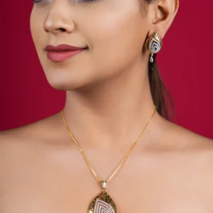 Gold Snow pendent Set