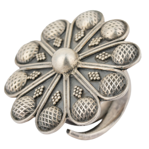 Silver Ladies Antic Ring