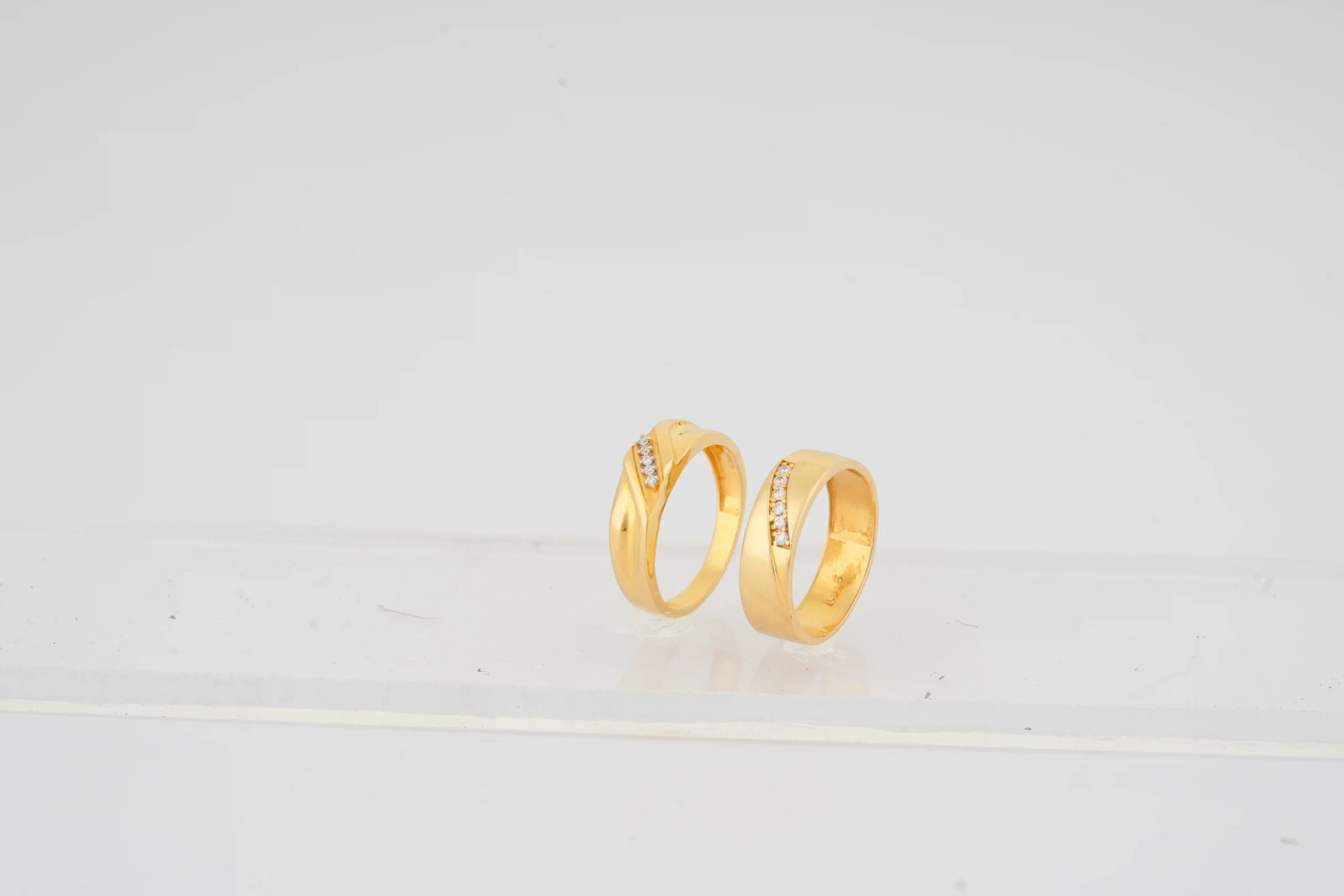 Golden Harmony Couple Rings - Image 3